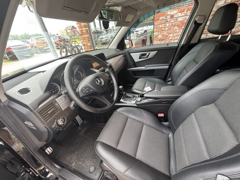 
								MERCEDES BENZ GLK220 pilns									