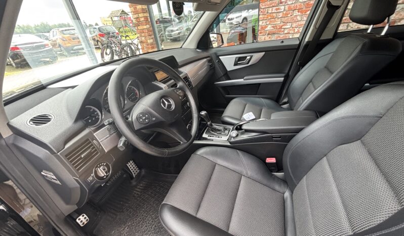 
								MERCEDES BENZ GLK220 pilns									