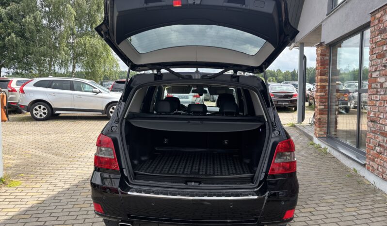 
								MERCEDES BENZ GLK220 pilns									