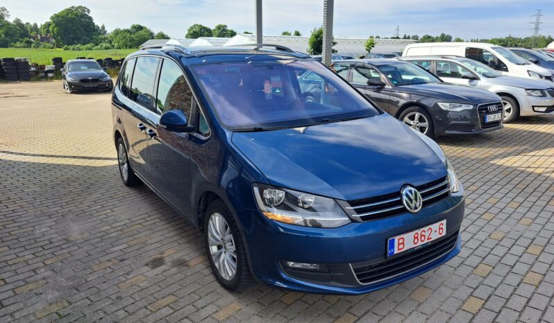 
								Volkswagen Sharan pilns									