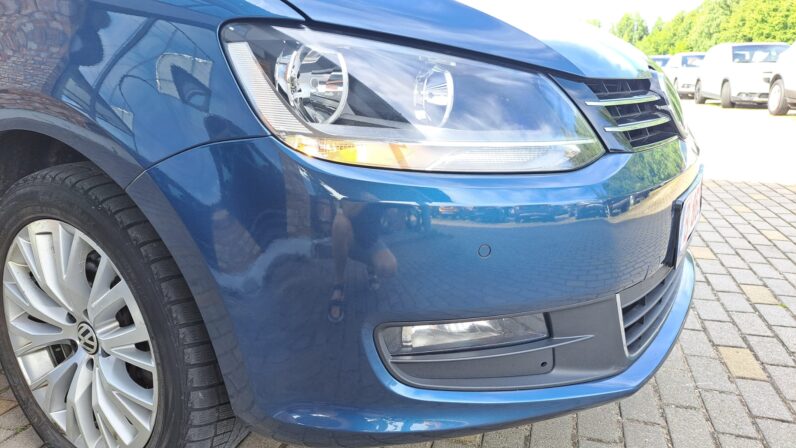 
								Volkswagen Sharan pilns									