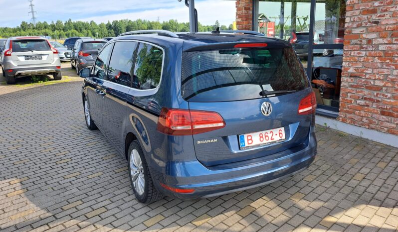 
								Volkswagen Sharan pilns									