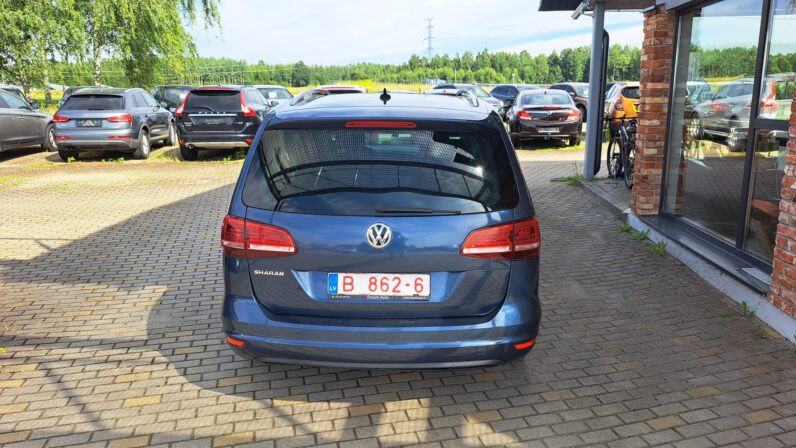 
								Volkswagen Sharan pilns									