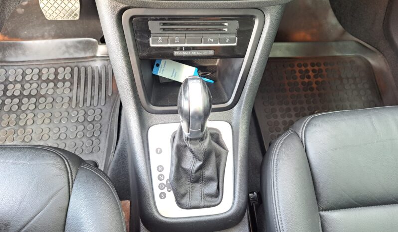 
								Volkswagen Sharan pilns									
