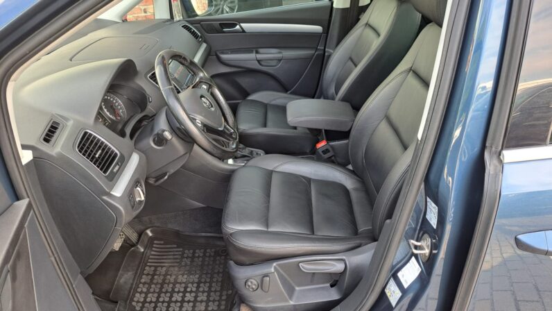 
								Volkswagen Sharan pilns									