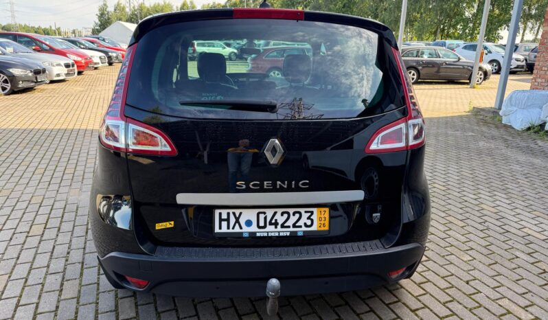 
								Renault Scenic Dynamique pilns									