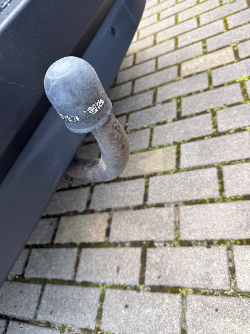 
								Volkswagen Sharan pilns									