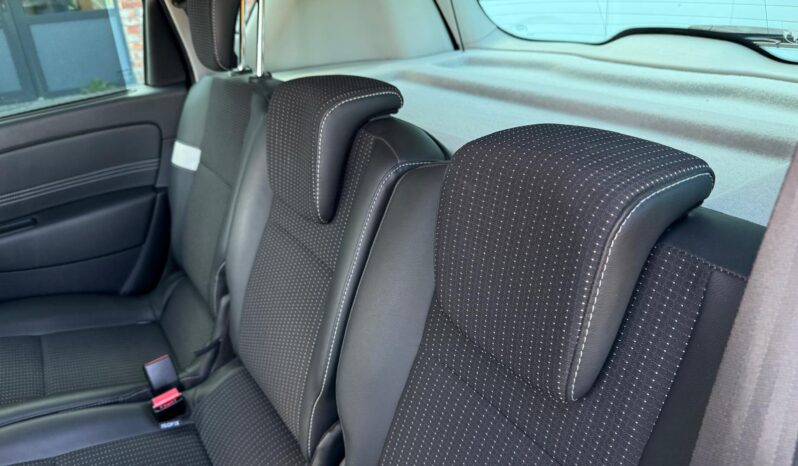 
								Renault Scenic Dynamique pilns									