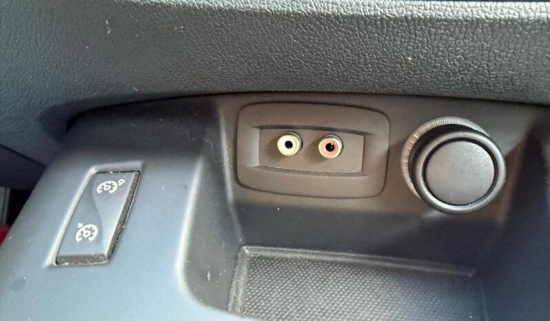 
								Renault Scenic Dynamique pilns									