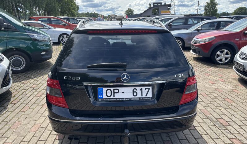 
								Mersedes benz c200 cdi pilns									