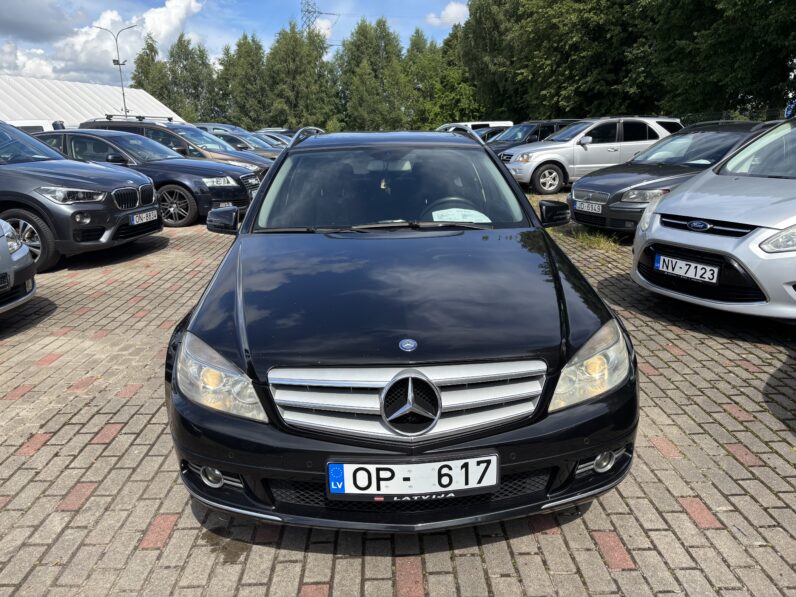 
								Mersedes benz c200 cdi pilns									