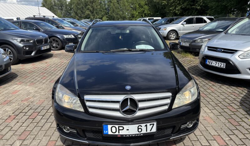 
								Mersedes benz c200 cdi pilns									