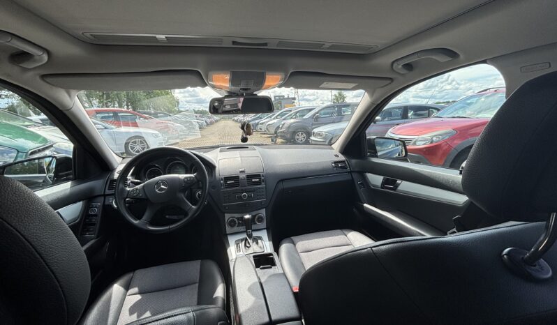 
								Mersedes benz c200 cdi pilns									