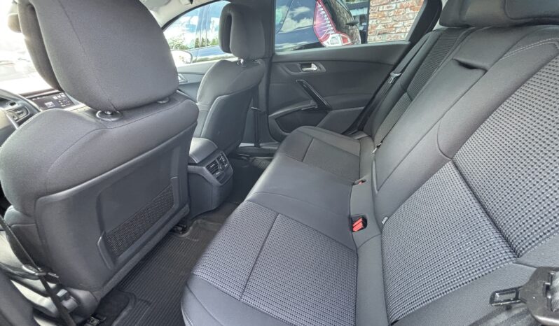 
								PEUGEOT 508 pilns									