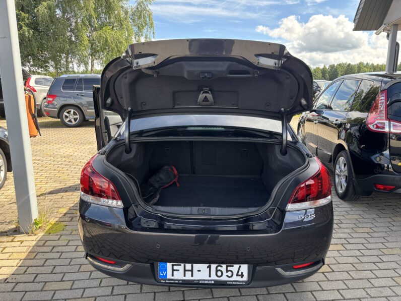 
								PEUGEOT 508 pilns									