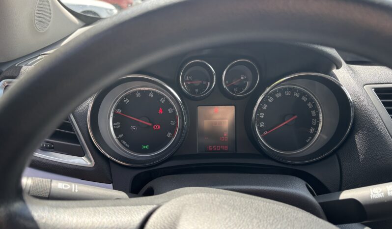 
								OPEL MOKKA pilns									