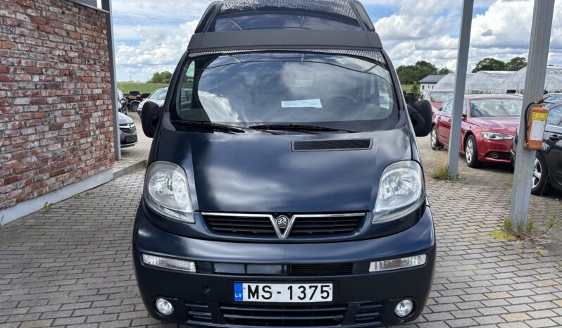 
								OPEL VIVARO pilns									