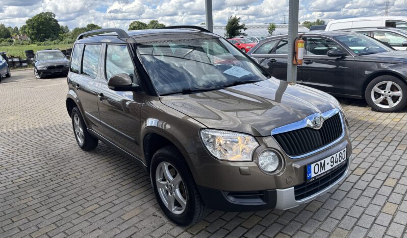 
								SKODA YETI pilns									