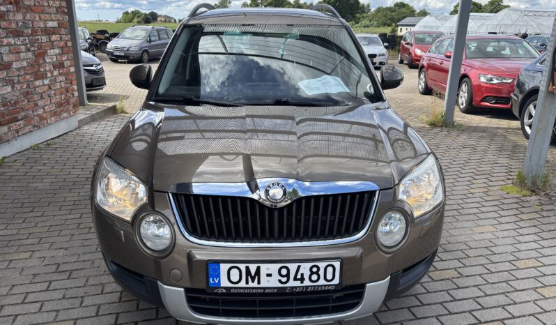 
								SKODA YETI pilns									