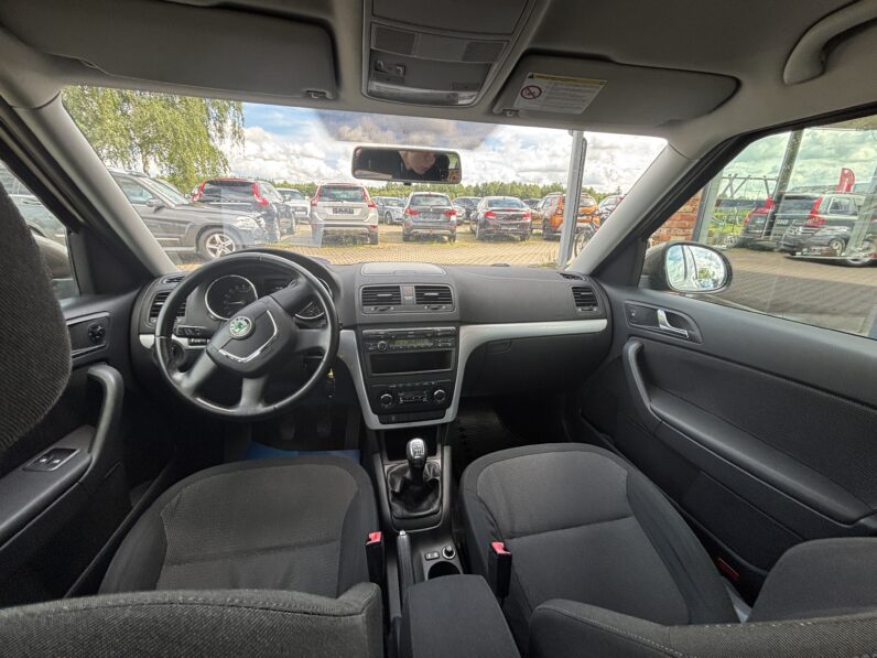 
								SKODA YETI pilns									