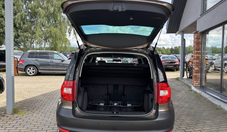 
								SKODA YETI pilns									