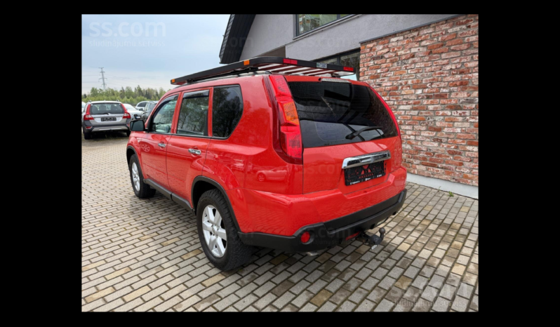 
								NISSAN X-TRAIL pilns									