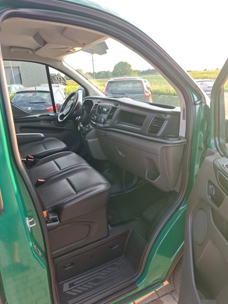 
								FORD TRANSIT pilns									