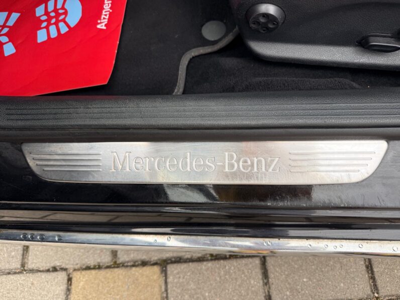
								MB C220 pilns									