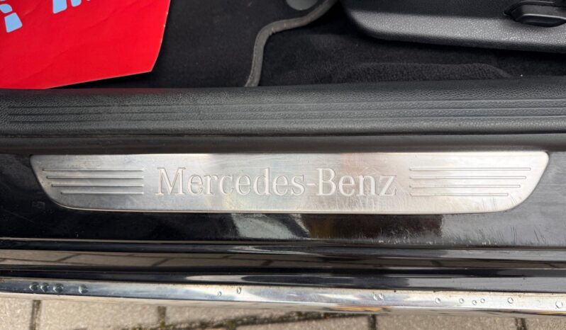 
								MB C220 pilns									
