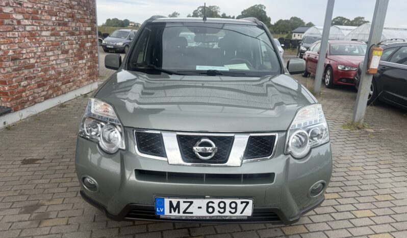 
								NISSAN XTRAIL pilns									