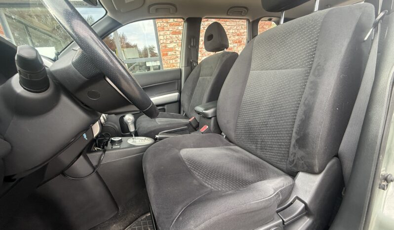
								NISSAN XTRAIL pilns									