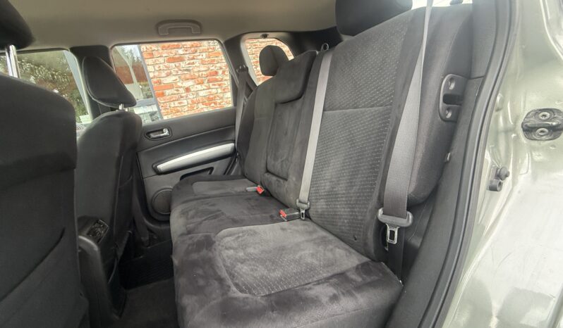 
								NISSAN XTRAIL pilns									
