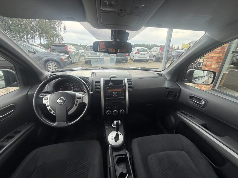 
								NISSAN XTRAIL pilns									