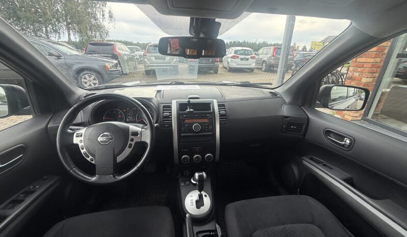 
								NISSAN XTRAIL pilns									