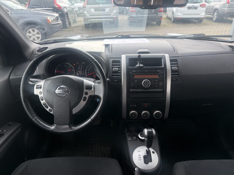 
								NISSAN XTRAIL pilns									