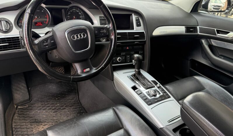 
								AUDI A6 pilns									