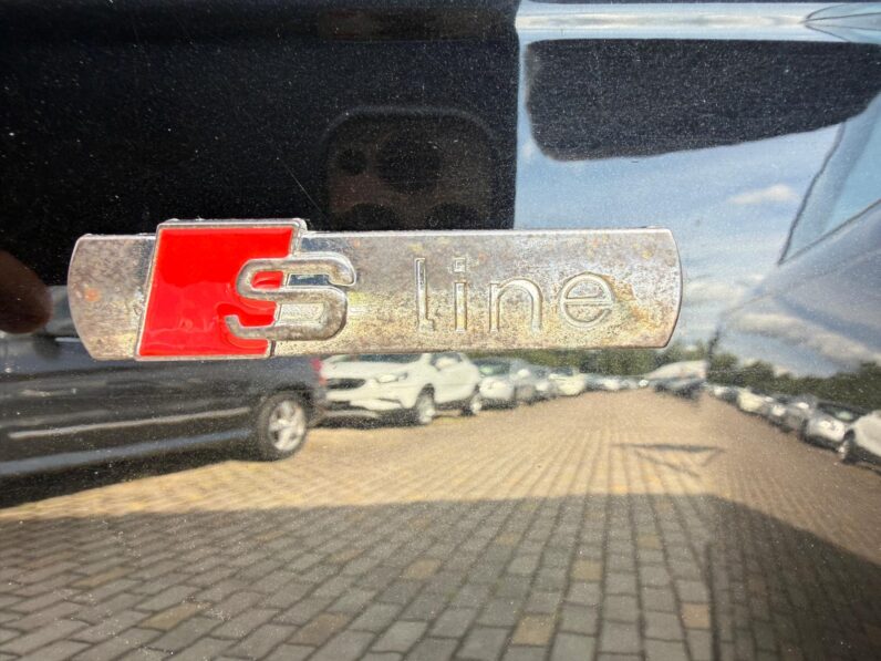 
								AUDI A6 pilns									