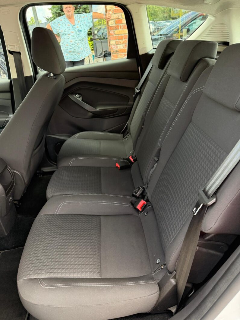 
								FORD C-MAX 1.5 TCDi Plus pilns									