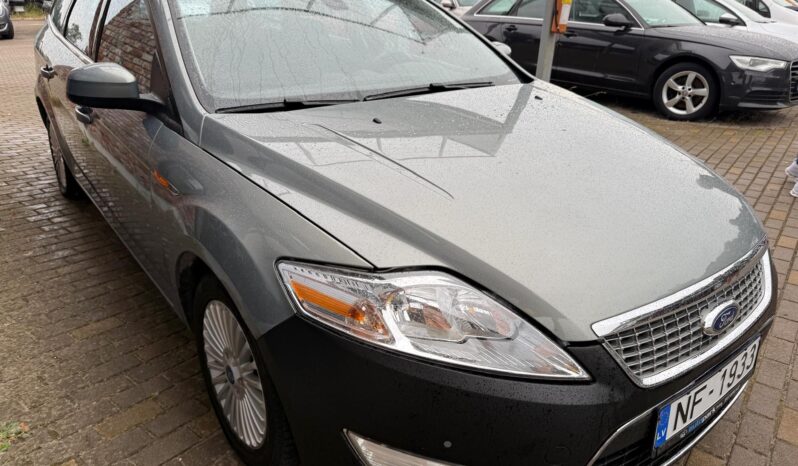 
								FORD MONDEO pilns									
