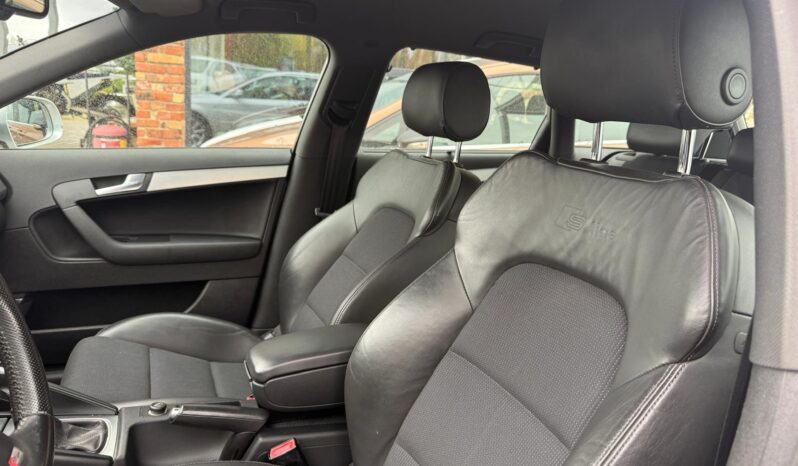 
								AUDI A3 pilns									