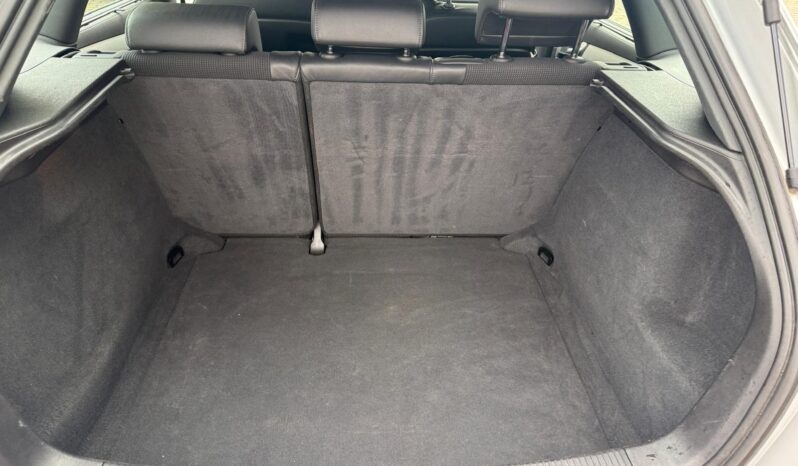 
								AUDI A3 pilns									